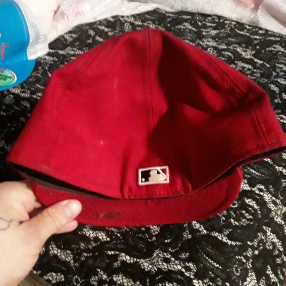 New Era/Toronto BlueJays Unisex Red Fitted BallCap - Picture 12 of 16